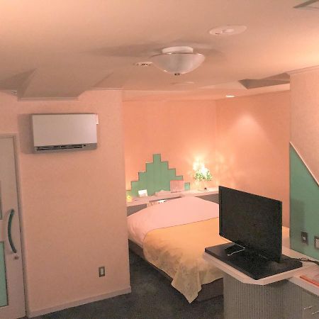 יוקוהאמה Hotel Plage (Adults Only) מראה חיצוני תמונה