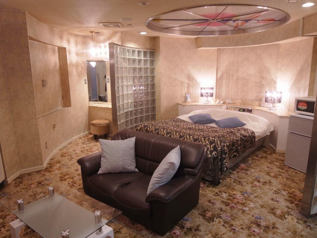 יוקוהאמה Hotel Plage (Adults Only) מראה חיצוני תמונה